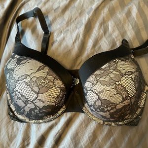 Victoria’s Secret Biofit Demi Uplift 34DD